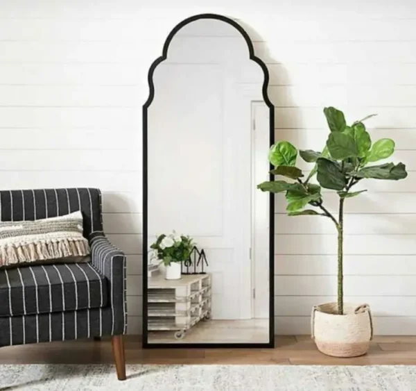 Royal Mirror – Crown-Shaped Luxury Full-Length Mirror in Dubai, Sharjah, and UAE